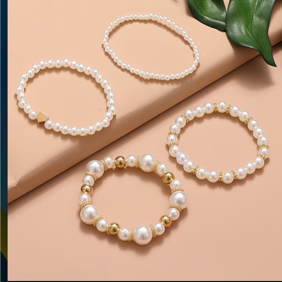 4pcs Elegant Vintage Minimalist CCB Imitation Pearl Beaded Bracelet Set w/Heart - Picture 5 of 9